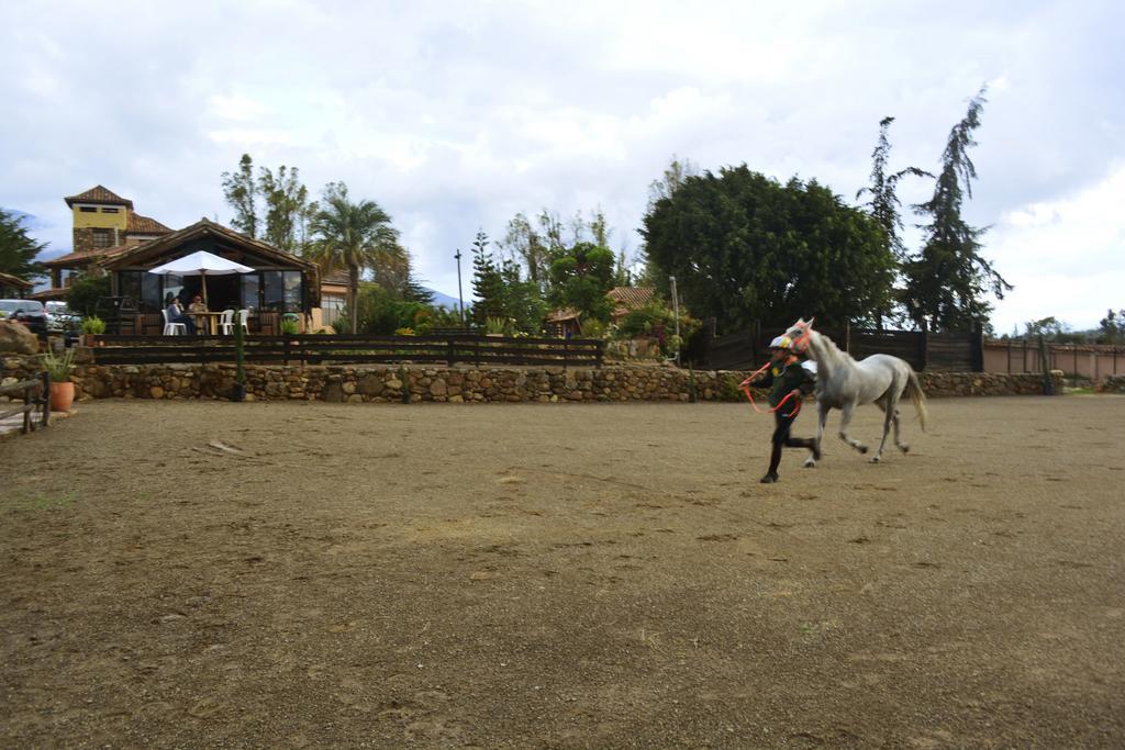 ビージャ・デ・レイバ Hacienda Flamingoゲストハウス エクステリア 写真